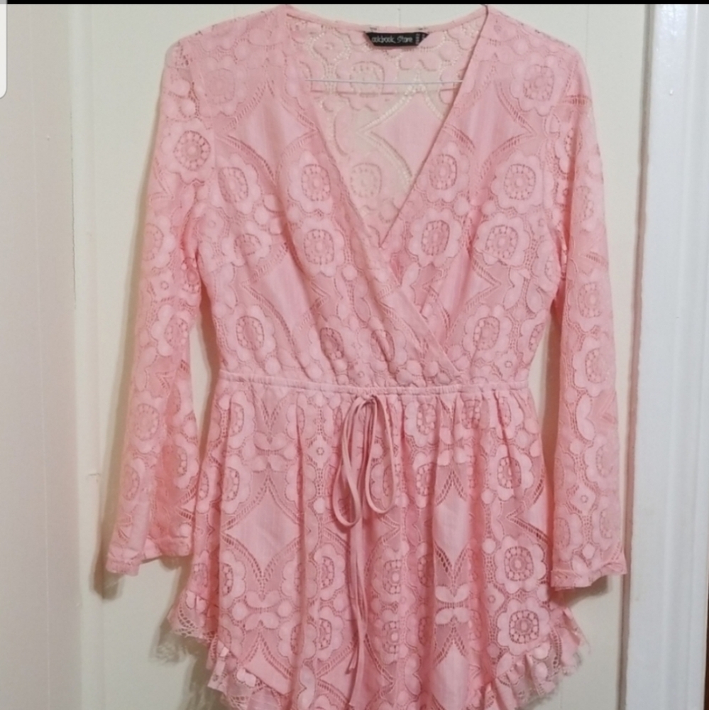 Lookbook Store Light Pink Lace Dress!